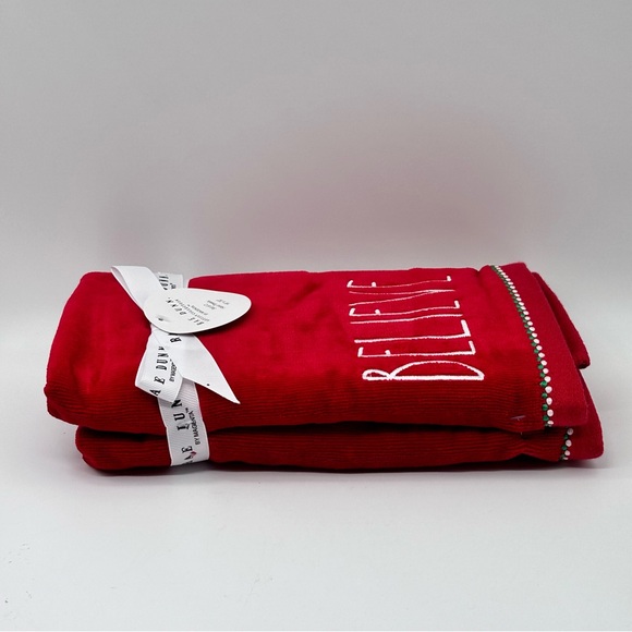 Rae Dunn Set of 2 Holiday Christmas Hand Towels, (16" x 30") (BELIEVE) - Picture 5 of 5